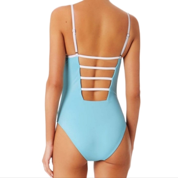 HURLEY Light Blue & White Hem Back Cutout Front Logo One Piece Swimsuit - Picture 3 of 8